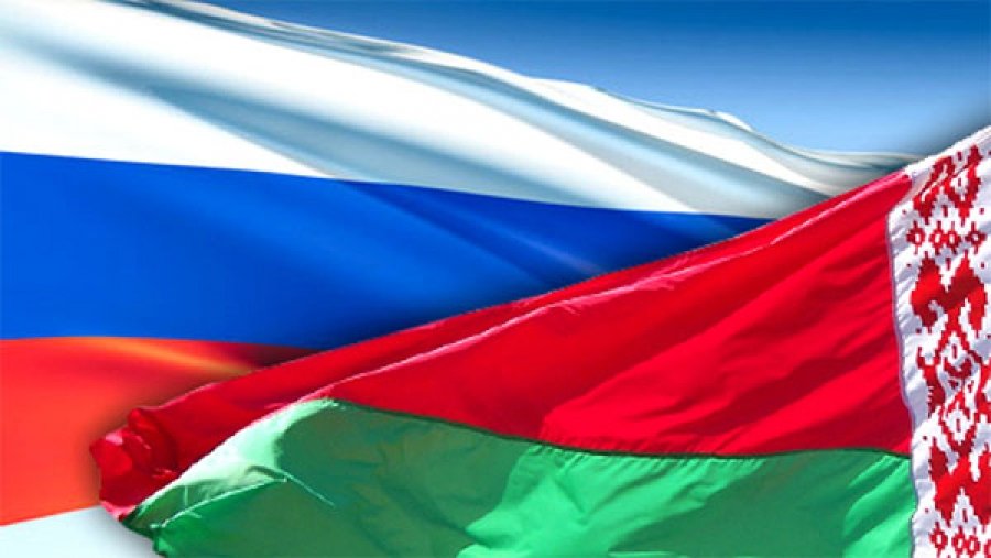 РФ и Беларусь перейдут к рублёвым расчётам за нефть и газ