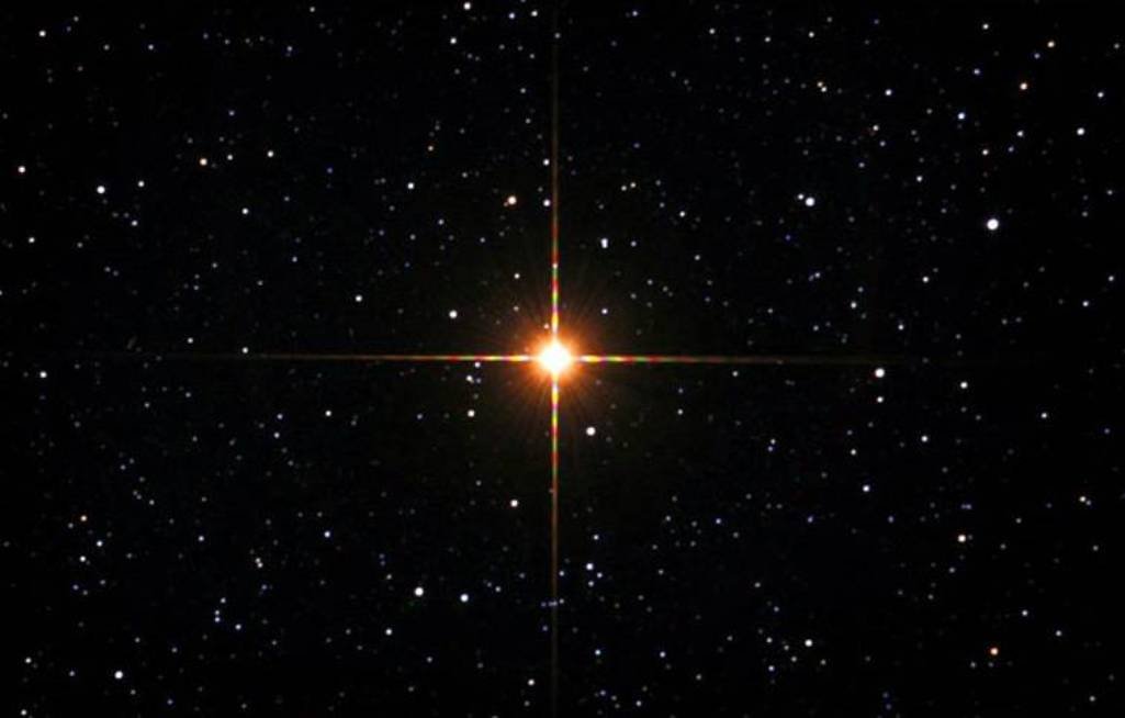 Опубликован самый четкий снимок отличной от Солнца звезды