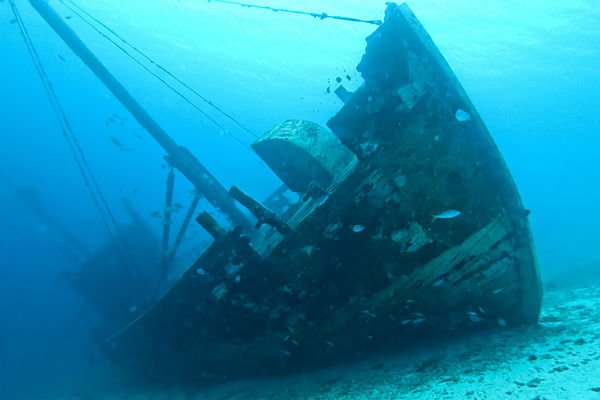 Российские водолазы обследовали фрегат «Олег» и нашли два затонувших корабля XIX века&#8205;