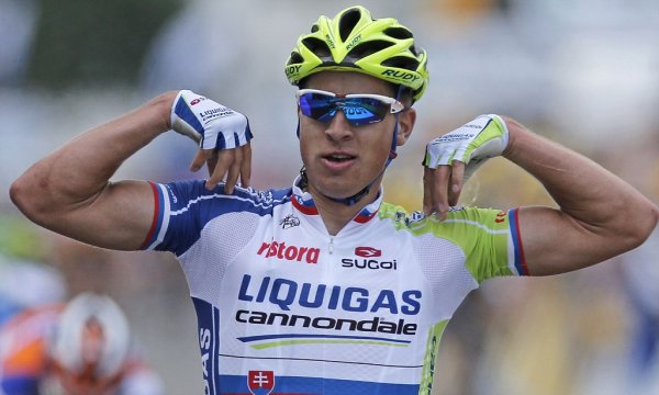 Петер Саган толкнул соперника во время гонки Tour de France