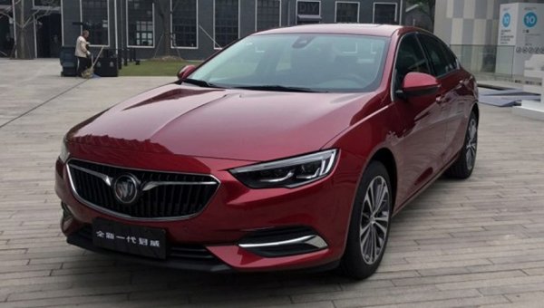 Двойник нового Opel Insignia получил «заряженную» версию