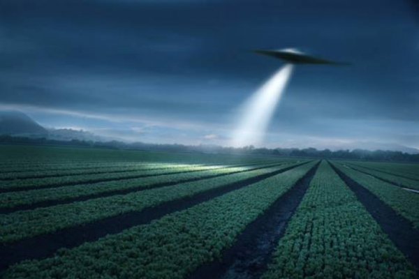 Загадочное НЛО в форме шара засняли на видео в Краснодаре