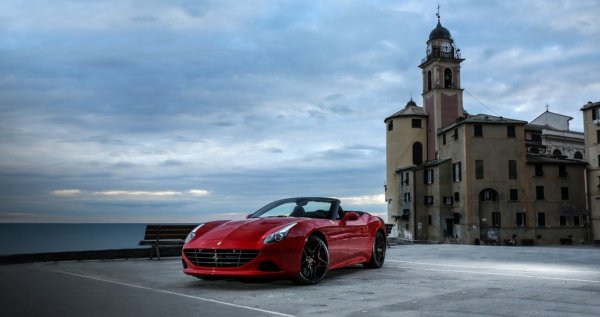 Ferrari предложила клиентам 15-летнюю гарантию на автомобили