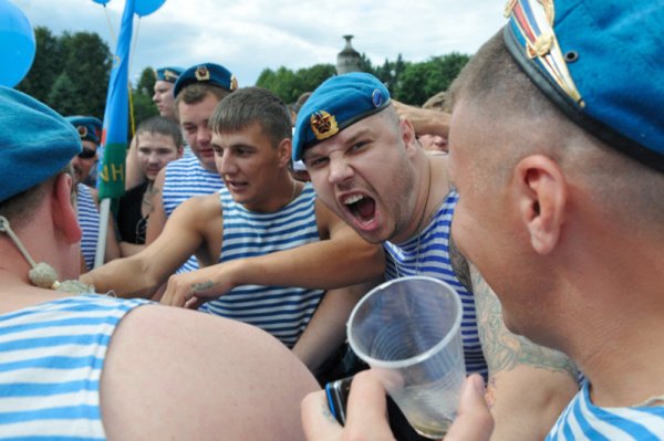В Москве десантники в день ВДВ подрались из-за бутылки водки