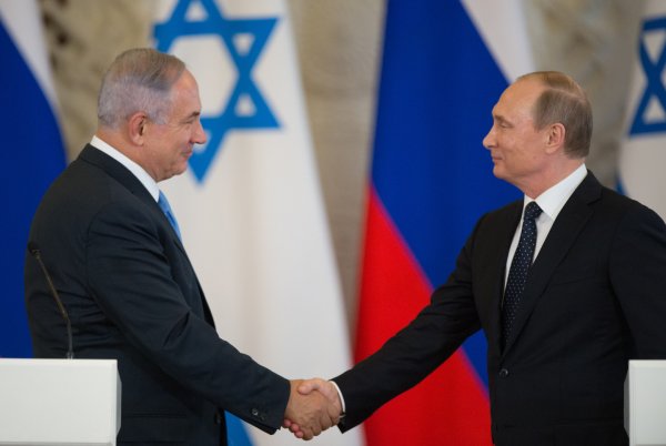 Бенджамин Нетаньяху собирается встретиться с Владимиром Путиным в Сочи