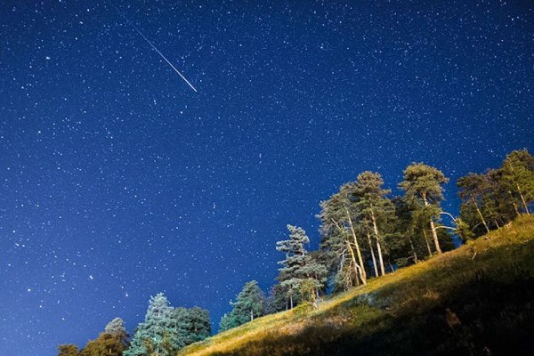 Ученый: В небе над Краснодаром мог сгореть спутник