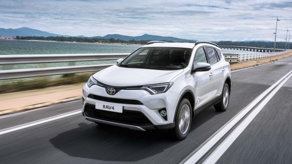 Машины Toyota официально начнут продавать в Узбекистане