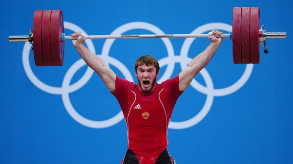 Россиян отстранили от международных соревнований по тяжелой атлетике