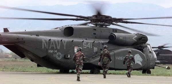 Военный вертолёт США потерпел крушение в Японии