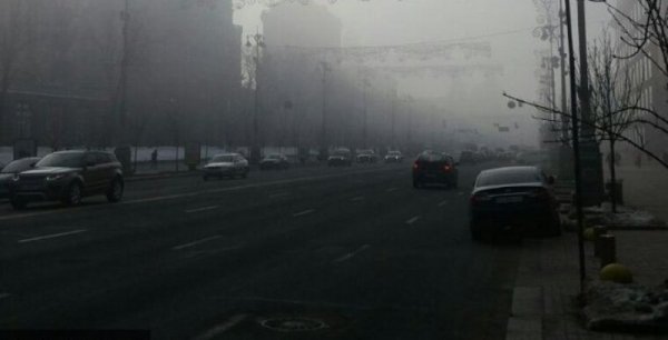 Густой туман вынудил властей ограничить движение на трех трассах в Ростовской области