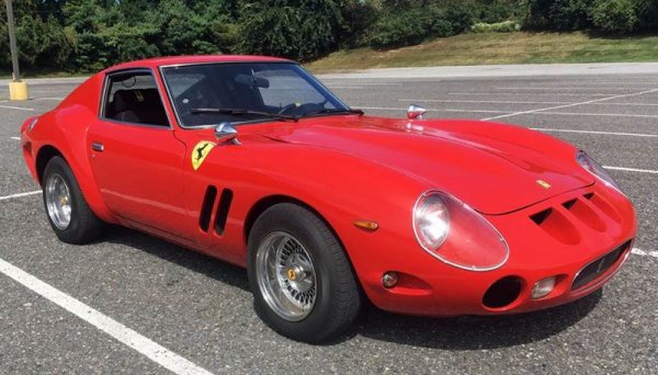 На продажу выставлена копию Ferrari 250 GTO, выполненная на основе старого Datsun