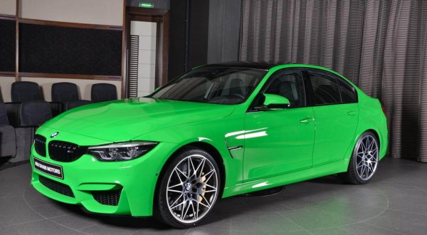 Ярко-зелёный седан BMW M3 по прозвищу «лягушонок» продаётся в Дубае