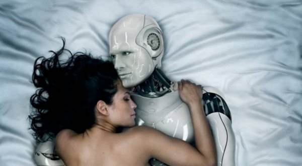 В Японии робот пытался изнасиловать своего создателя