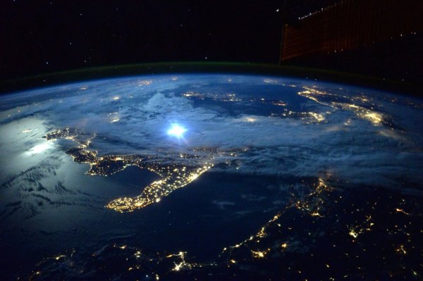 NASA смонтировало ролик из 10 лучших фотографий 2017 года