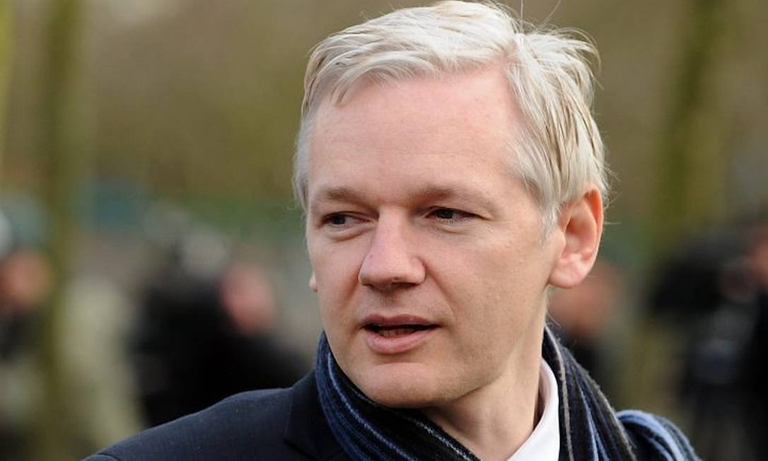 «Посольство Эквадора в столице Англии желает освободиться от основоположника Викиликс» Джулиана Ассанжа