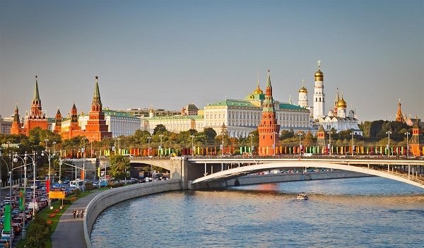 В столичных школах к проведению уроков об истории районов Москвы могут привлечь старожилов