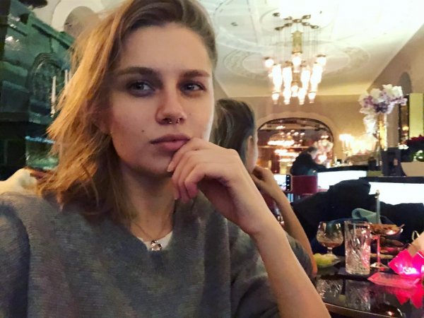 Звезда «Папиных дочек» Дарья Мельникова шокировала пирсингом в носу