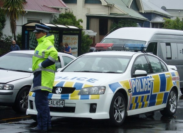 В Новой Зеландии хакеры заставили полицию слушать песню Fuck the Police