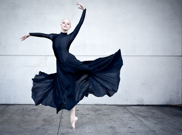 80-летняя жительница Британии стала балериной
