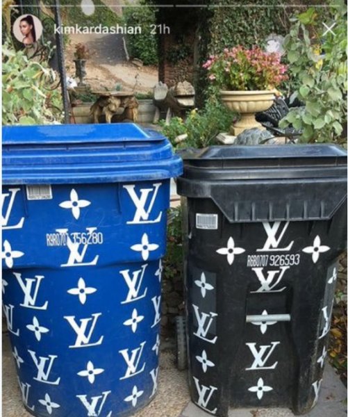 Фанаты хуже мусорки: У Кардашьян баки для отходов от Louis Vuitton