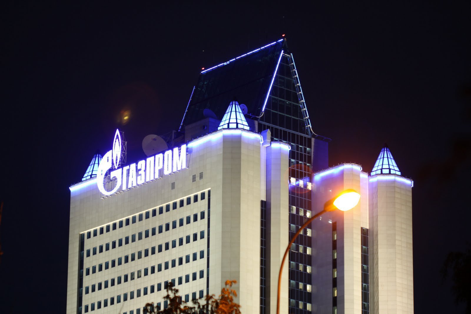Газпром разрывает контракт с Нафтогазом