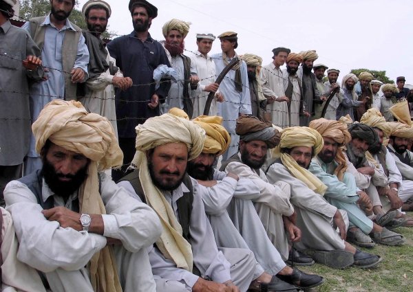 Боевики движения «Талибан» решили творить мир