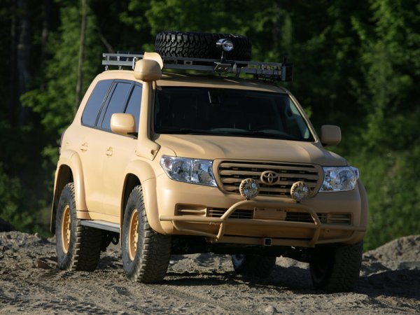 «Крузак», каким его никто не видел: Показаны самые экстремальные тюнинг-проекты Toyota Land Cruiser