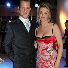 Коринна Шумахер построит для мужа медпункт за 10 млн фунтов
