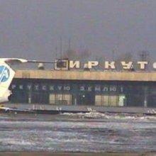 Из-за трещины в стекле летевший в КНР самолет сел в Иркутске