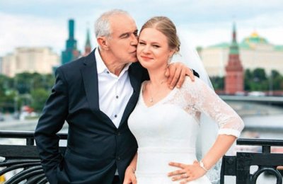 Дочь Сергея Гармаща вышла замуж за осветителя
