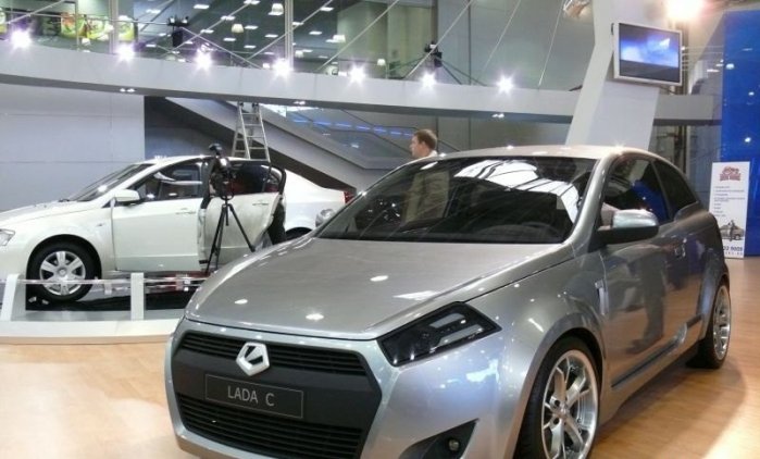 АвтоВАЗ начнет экспорт новых моделей Lada в Европу в 2016 году