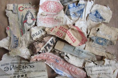 Под крышей Успенского собора реставраторы нашли в гнездах старинный архив