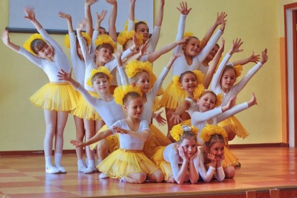 В Казахстане во всплеске педофилии обвинили детские танцы
