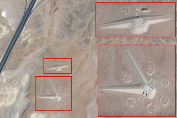 У пустелі Єгипту мисливці за НЛО виявили таємничі споруди