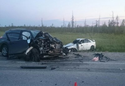На трассе «Нижневартовск - Радужный» лоб в лоб столкнулись два автомобиля