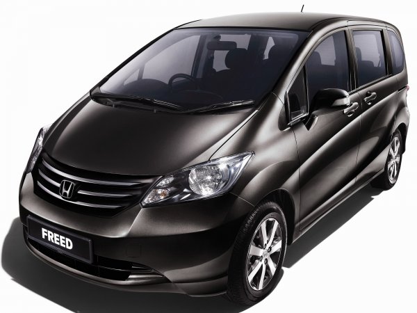 В сети анонсированы первые патентные изображения нового минивэна Honda Freed