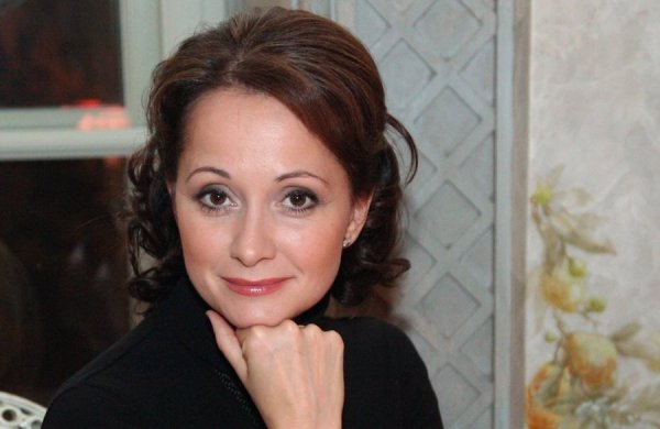 Актриса Ольга Кабо похвасталась своим телом в 49 лет