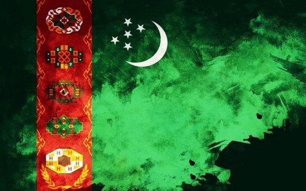 В Туркменистане сегодня празднуют день государственного флага