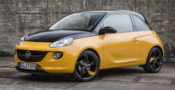 Opel рассекретил внешний вид особого хэтбека Adam Black Jack