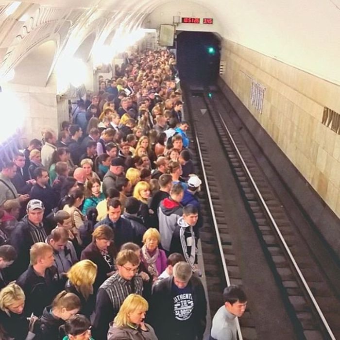 Утро метро москва