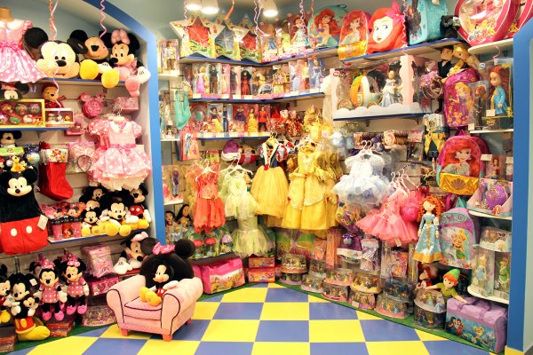 В конце года в Москве откроют магазины Disney