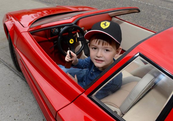 Самый дорогой в мире детский Ferrari оценили в 100 000 долларов