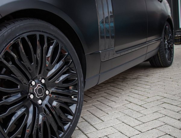Британские тюнеры представили стильные дополнения для Range Rover