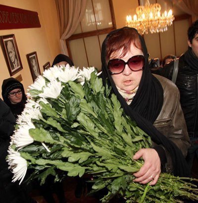Плохое самочувствие и «дележка» наследства: Близкие Гурченко поведали правду о последних днях жизни ее дочери