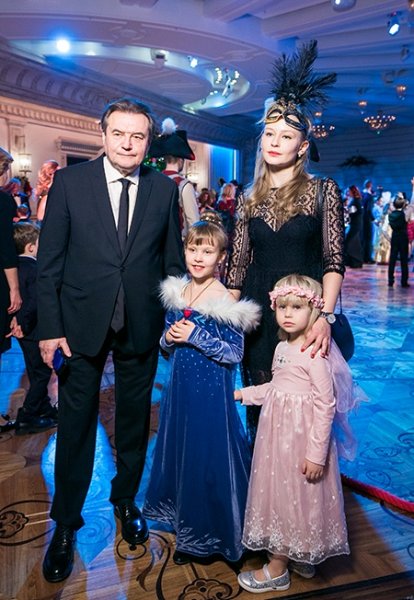 Алексей Учитель и Юлия Пересильд показали своих детей