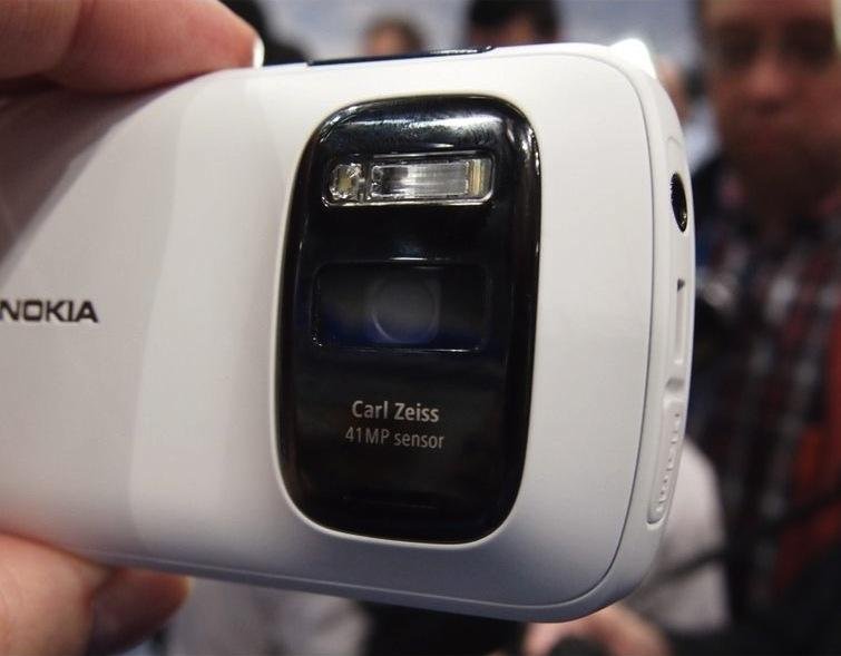 Будущий смартфон Nokia оснастят суперкамерой с пятью объективами