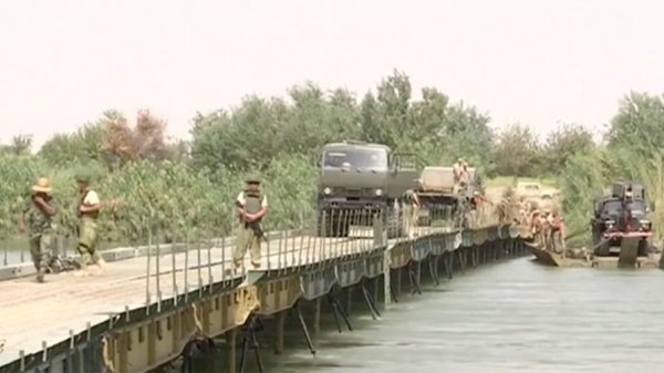 В Сирии рухнул построенный российскими военными мост через Евфрат