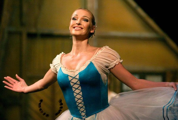 «Это вы называете балетом»: Анастасия Волочкова разучилась стоять на пуантах