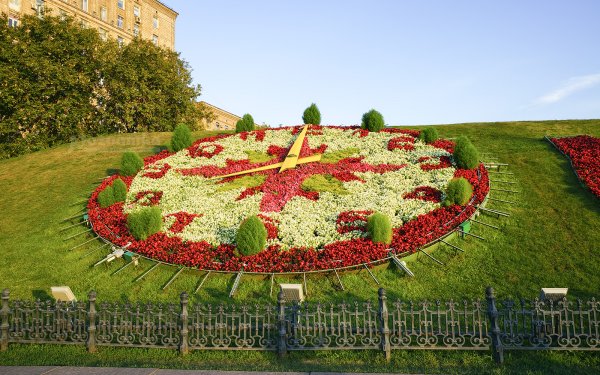 В Москве цветочные часы на Поклонской горе запустят 1 мая