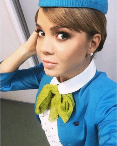 Алла Михеева сменила актерское амплуа на профессию стюардессы